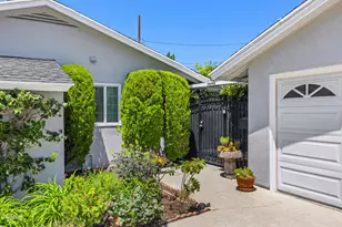 1305 Valley View Ave, Pasadena, CA 91107 - Photo 2