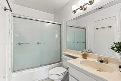 859 W 13th Street #2, Azusa, CA 91702 - Photo 8