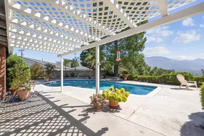 9424 Crystal View Drive, Tujunga, CA 91042 - Photo 32