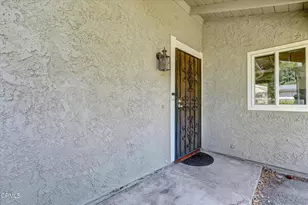 25775 Tournament Rd, Valencia, CA 91355 - Photo 4