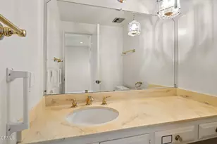 16452 Whittier Ln, Huntington Beach, CA 92647 - Photo 10