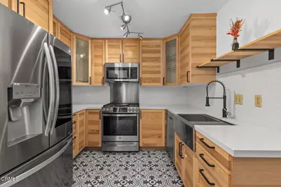 2871 Ashley Drive, Pasadena, CA  - Photo 12