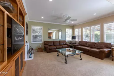 28450 Redwood Canyon Place, Santa Clarita, CA 91390 - Photo 14