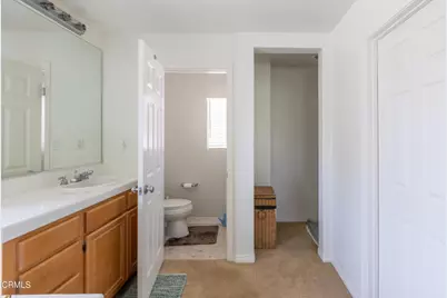 28450 Redwood Canyon Place, Santa Clarita, CA 91390 - Photo 46