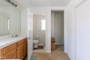 28450 Redwood Canyon Pl, Santa Clarita, CA 91390 - Photo 46