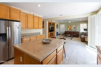 28450 Redwood Canyon Place, Santa Clarita, CA 91390 - Photo 24