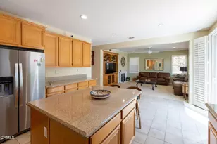 28450 Redwood Canyon Pl, Santa Clarita, CA 91390 - Photo 24
