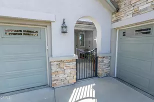 28450 Redwood Canyon Pl, Santa Clarita, CA 91390 - Photo 4