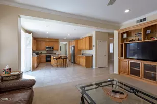 28450 Redwood Canyon Pl, Santa Clarita, CA 91390 - Photo 18