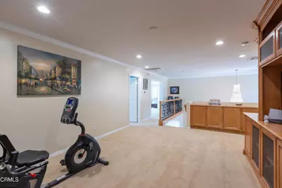 28450 Redwood Canyon Place, Santa Clarita, CA 91390 - Photo 32