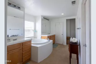 28450 Redwood Canyon Place, Santa Clarita, CA 91390 - Photo 44
