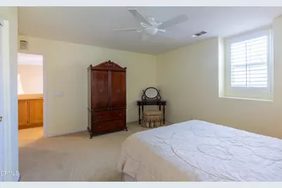 28450 Redwood Canyon Place, Santa Clarita, CA 91390 - Photo 36