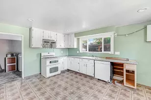 203 N Fulton St, Ojai, CA 93023 - Photo 6