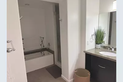 250 N 1st Street #510, Burbank, CA 91502 - Photo 16