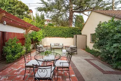 1226 Carmen Drive, Glendale, CA 91207 - Photo 40