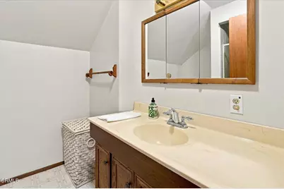 1226 Carmen Drive, Glendale, CA 91207 - Photo 36