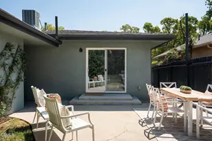 935 S Euclid Ave, Pasadena, CA 91106 - Photo 18
