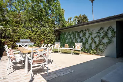 935 S Euclid Avenue, Pasadena, CA 91106 - Photo 14