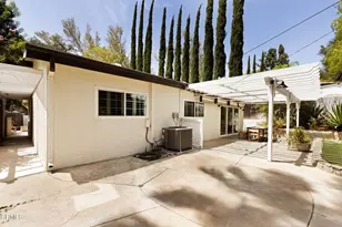 4558 Don Pio Dr, Los Angeles, CA 91364 - Photo 34