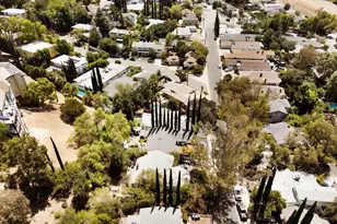 4558 Don Pio Dr, Los Angeles, CA 91364 - Photo 52