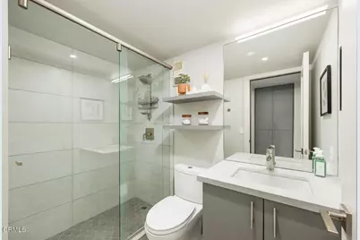 343 Pioneer Drive #101, Glendale, CA 91203 - Photo 24