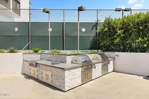 343 Pioneer Dr, Glendale, CA 91203 - Photo 30
