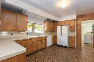 5245 Indian Dr, La Canada Flintridge, CA 91011 - Photo 8