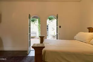 913 Burnside Ave, Los Angeles, CA 90036 - Photo 18
