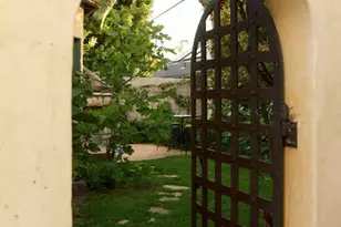 913 Burnside Ave, Los Angeles, CA 90036 - Photo 20