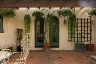 913 Burnside Ave, Los Angeles, CA 90036 - Photo 16
