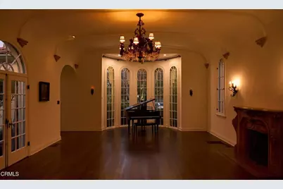 913 Burnside Avenue, Los Angeles, CA 90036 - Photo 30