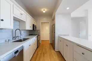 960 San Pasqual, Pasadena, CA 91106 - Photo 14
