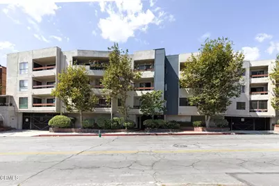 1037 N Vista Street #202, West Hollywood, CA 90046 - Photo 1