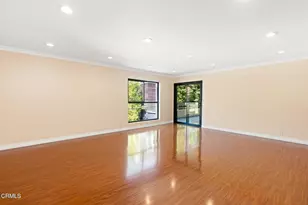 1037 N Vista St, West Hollywood, CA 90046 - Photo 2