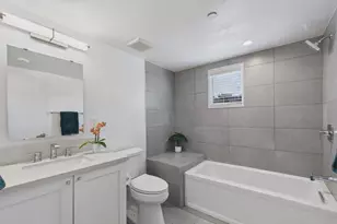 137 S Wilson Ave, Pasadena, CA 91106 - Photo 20