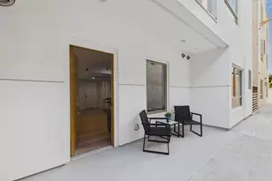 137 S Wilson Ave, Pasadena, CA 91106 - Photo 18