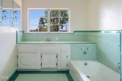4817 Fairlawn Drive, La Canada Flintridge, CA 91011 - Photo 36