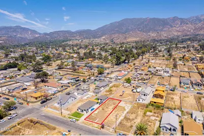 137 W Harriet Street, Altadena, CA 91001 - Photo 18