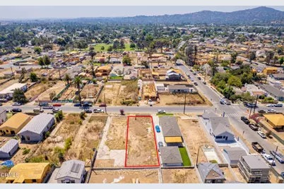 137 W Harriet Street, Altadena, CA 91001 - Photo 14