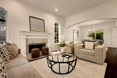 664 S Mansfield Avenue, Los Angeles, CA 90036 - Photo 8
