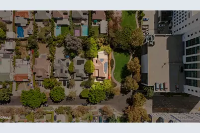 664 S Mansfield Avenue, Los Angeles, CA 90036 - Photo 40
