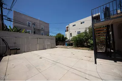 833 N Ridgewood Place, Los Angeles, CA 90038 - Photo 18