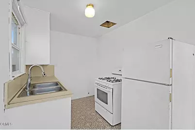 655 E 50th Street, Los Angeles, CA 90011 - Photo 22