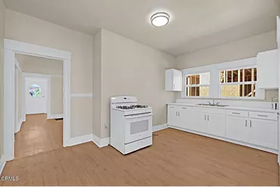 655 E 50th Street, Los Angeles, CA 90011 - Photo 8