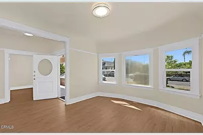 655 E 50th Street, Los Angeles, CA 90011 - Photo 4