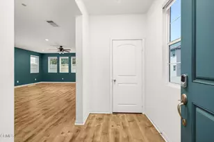 17326 Parque Vanowen Way, Lake Balboa, CA 91406 - Photo 6