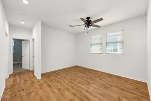 17326 Parque Vanowen Way, Lake Balboa, CA 91406 - Photo 18