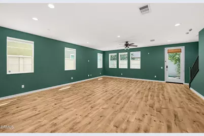 17326 Parque Vanowen Way, Lake Balboa, CA 91406 - Photo 8