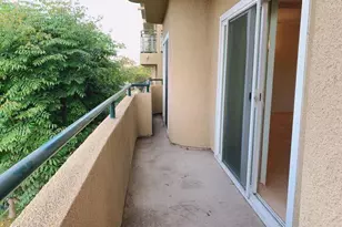 1811 Manning, Los Angeles, CA 90025 - Photo 24