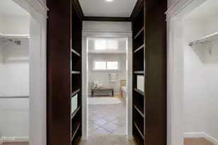 10128 Golden Oaks Ave, Los Angeles, CA 91042 - Photo 26